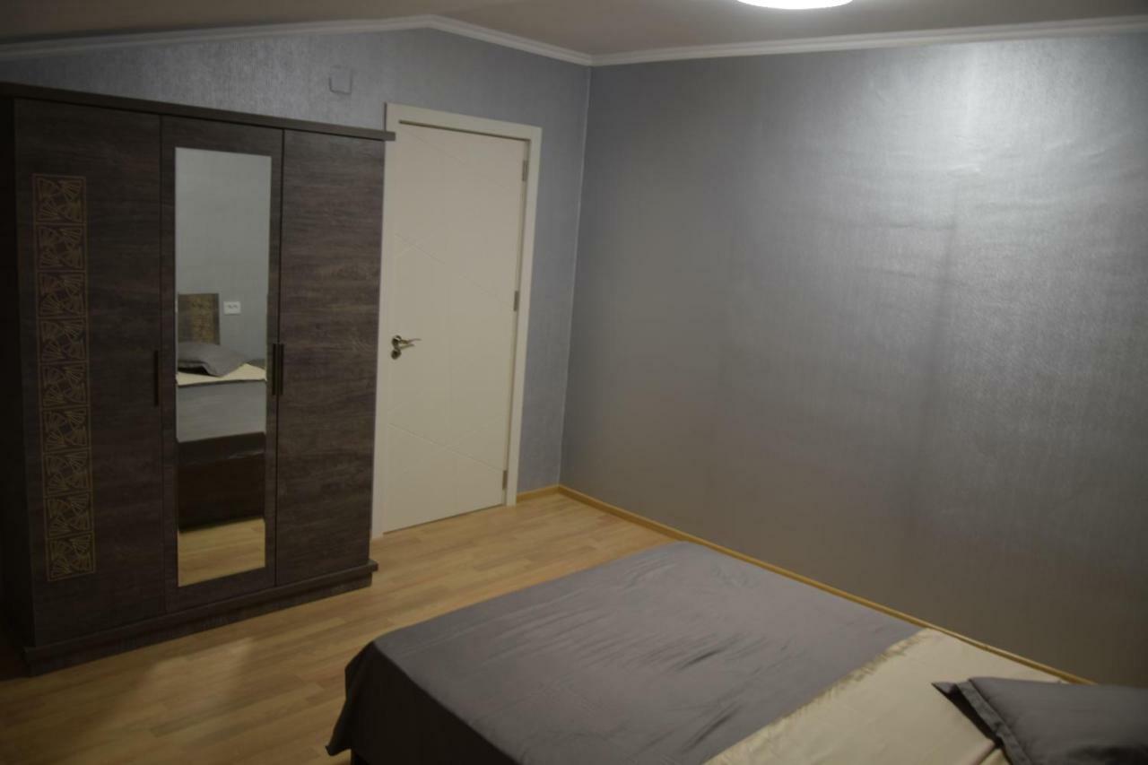 טביליסי Gogoli Family Hotel מראה חיצוני תמונה