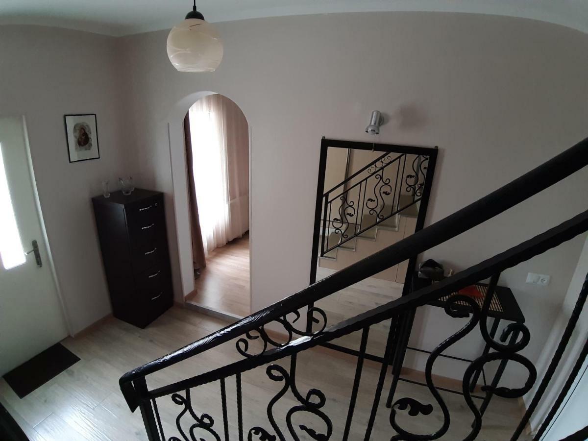 טביליסי Gogoli Family Hotel מראה חיצוני תמונה